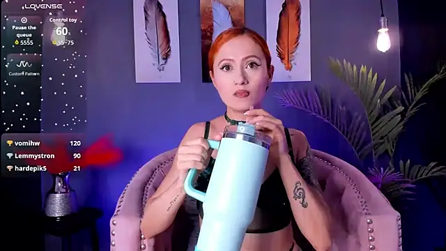 amy_e - Amy_e's free webcam - UK Sex Cams