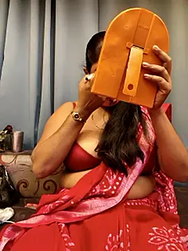 Webcam Model (Poly_bhabi)  is live.Free join now!