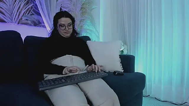 _jade_16 - _Jade_16's free webcam