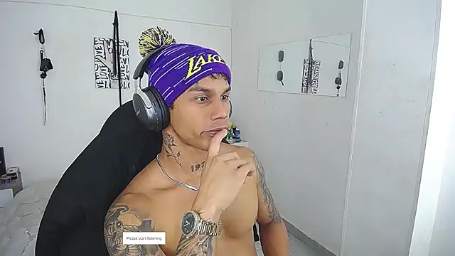 leonard_price - Leonard_Price's free webcam