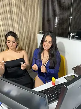 Antonella_Julieta webcam