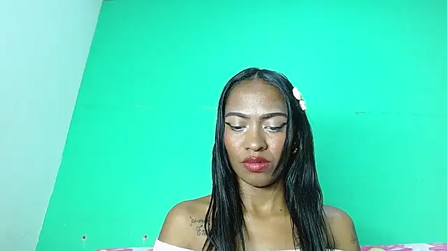 avaleri_cherry webcam