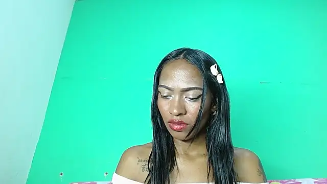 avaleri_cherry webcam