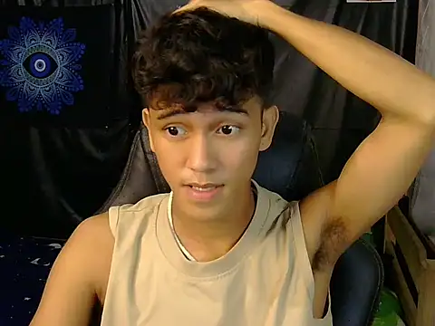 hugekenbigcock webcam