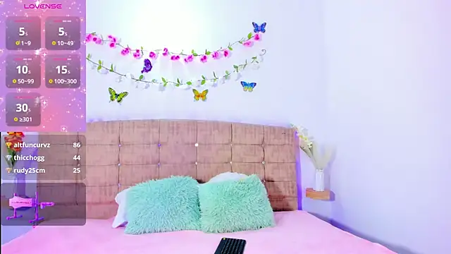 Catherine_summer1 webcam