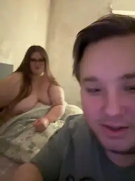 CurvyPaar2 webcam