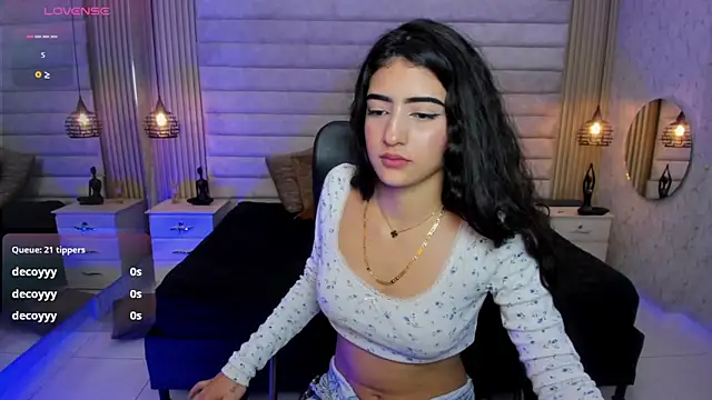 VictoriaaBlair webcam