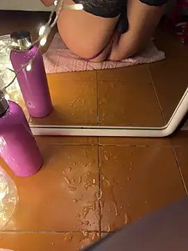 Wet-Pussycat webcam