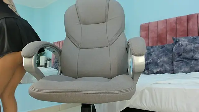 tati_saldarriaga webcam