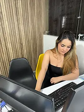 Antonella_Julieta webcam