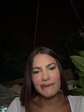 Irina_Velvett webcam