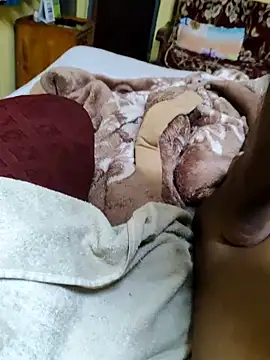 Brown_Munda047 webcam