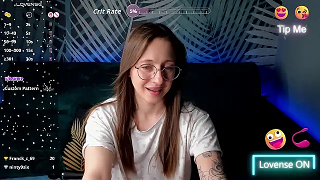 ChristyCrayme webcam