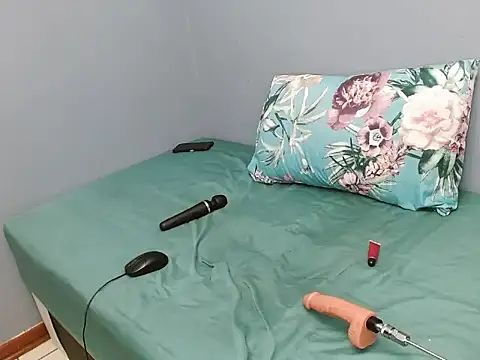 ChocoSlenderXXX webcam