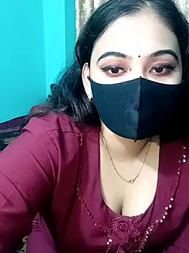 Webcam Model (Porimoni22)  is live.Free join now!