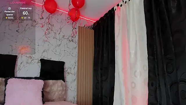 Christal_Golden webcam