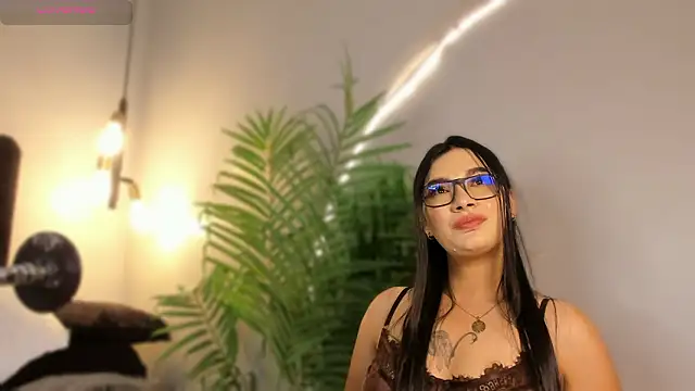 Juli_Casanova webcam