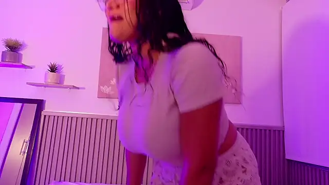 liz_monserrat_1 webcam