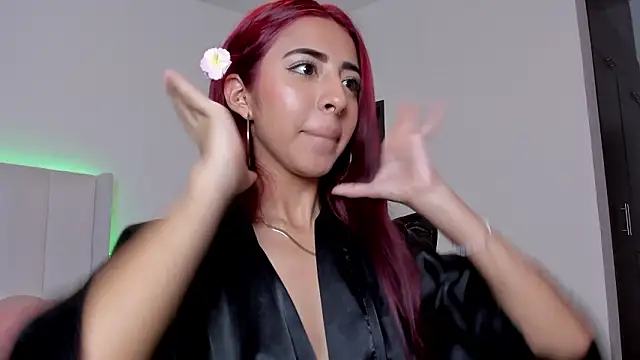 Mirandaa_Rogers webcam