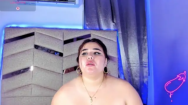 MadissonLee__ webcam