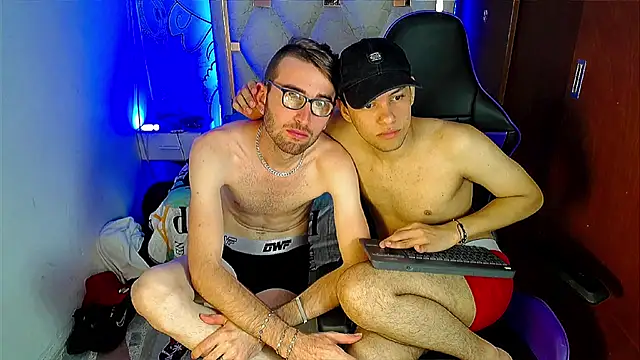 Top_and_bottom webcam