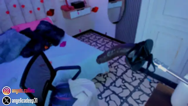 angels_collins webcam