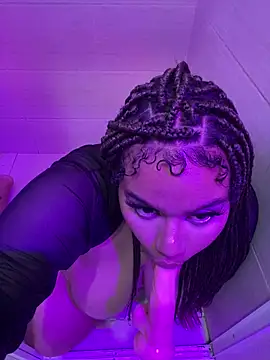 AlahiaFrequency webcam