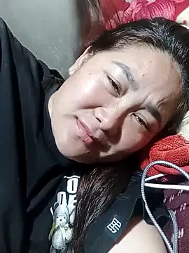 bongtuyet11 - Bongtuyet11's free webcam - UK Sex Cams