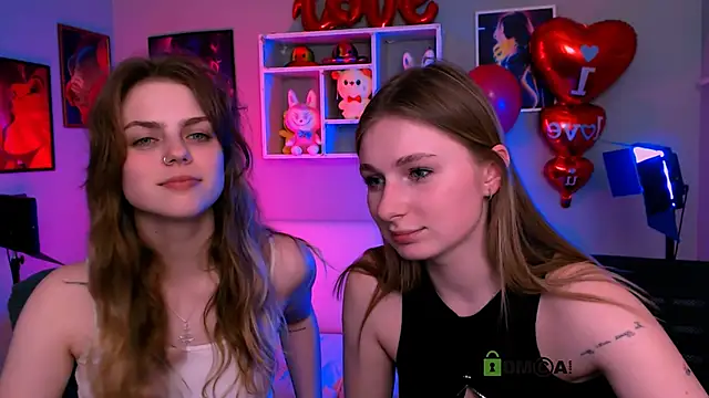 playful_sophie webcam