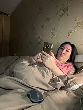 Naughtbaby_2025 webcam