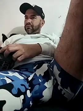 hairyandbigmann webcam