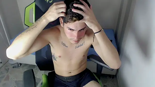 Bby_cash_ webcam