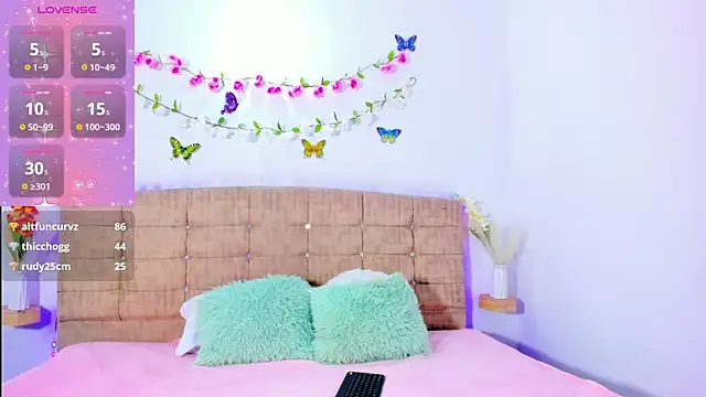 Catherine_summer1 webcam