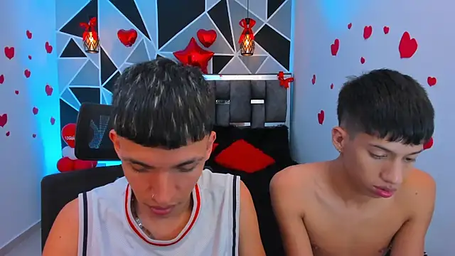 juan_nd_steven - Juan_Nd_Steven's free webcam - UK Sex Cams