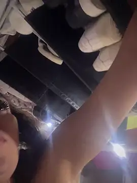 Webcam Model (RAKEL37)  is live.Free join now!