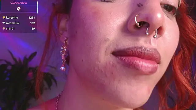 bri_von_dhara__ webcam