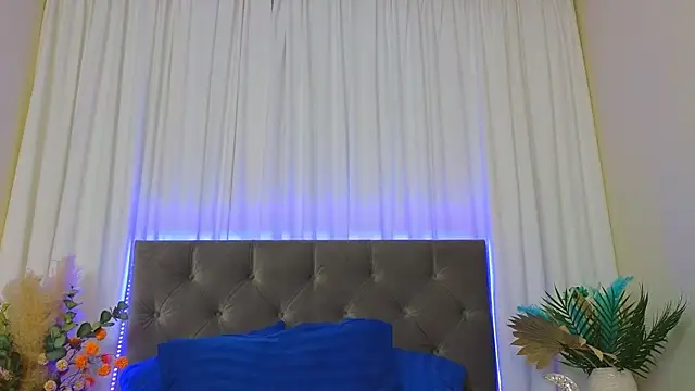 Ariana_Petite webcam