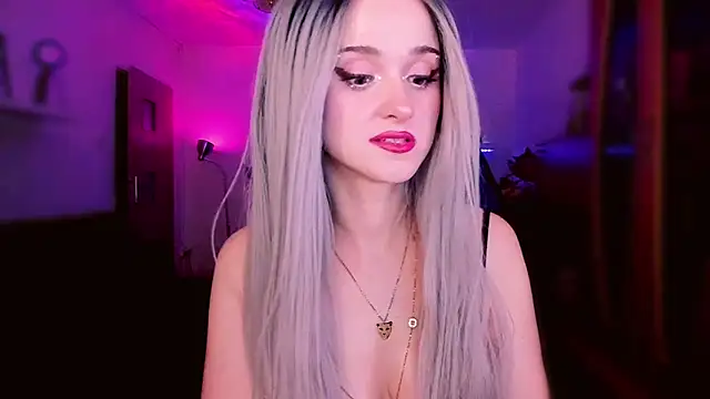 MistressJolie webcam