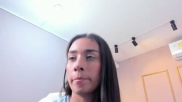 NahimiThompson webcam