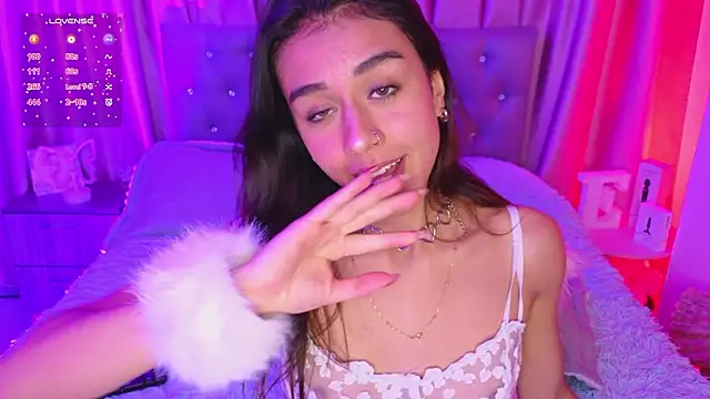 Emiily_Scott1 webcam