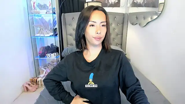 reighnempress webcam