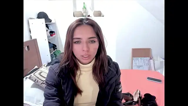 megan_doll2123 webcam