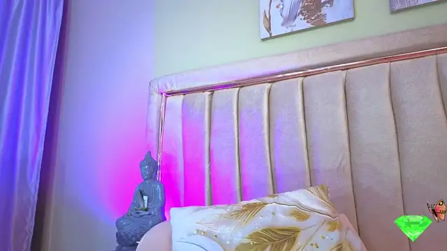 Esmeralda_Candy webcam