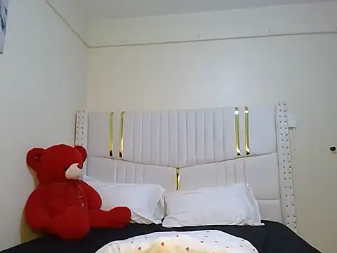 Tamia_love200 webcam