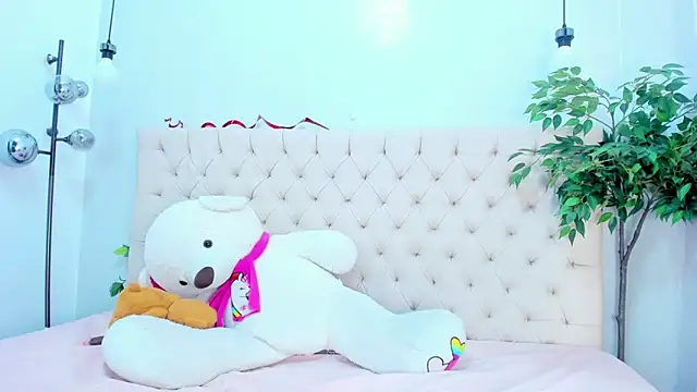 Victoria_Coleman webcam