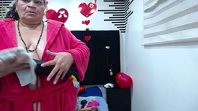 QueenMatturex webcam