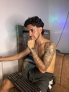 Kriss_Edwards webcam