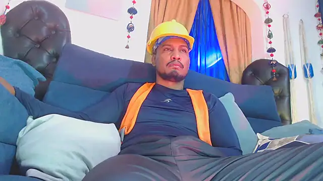 ElCaballeroNegro24 webcam