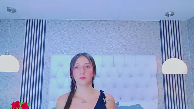 MariilynWiild webcam