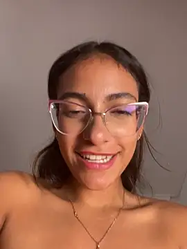 elegant__rouse webcam